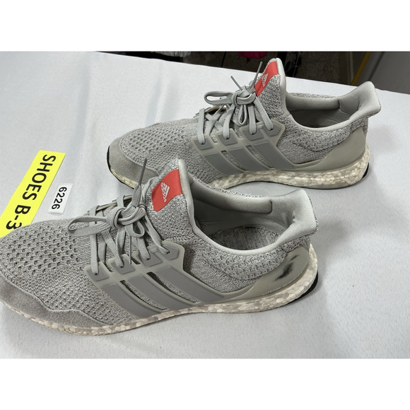 Mens Adidas Ultra Boost Lace Up Sneakers Size 14 Gray - Picture 2 of 9
